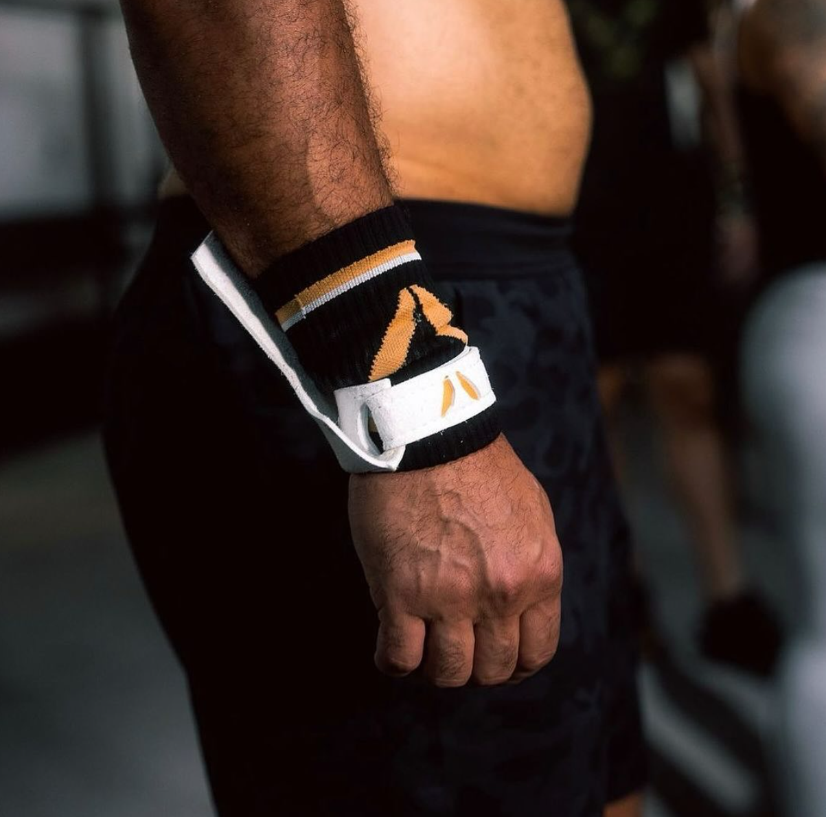 Frog Grips Elite vs Victory Grips Conquer: Which CrossFit Grips Are Best for You?