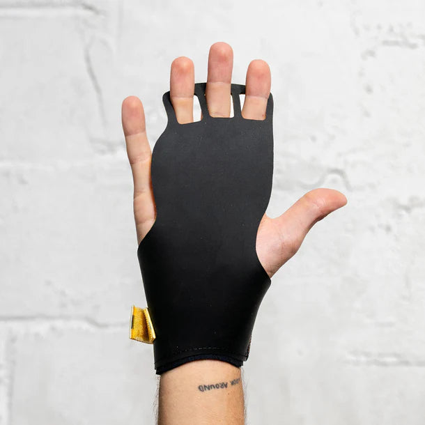 Black victory hand grip against a light gray background